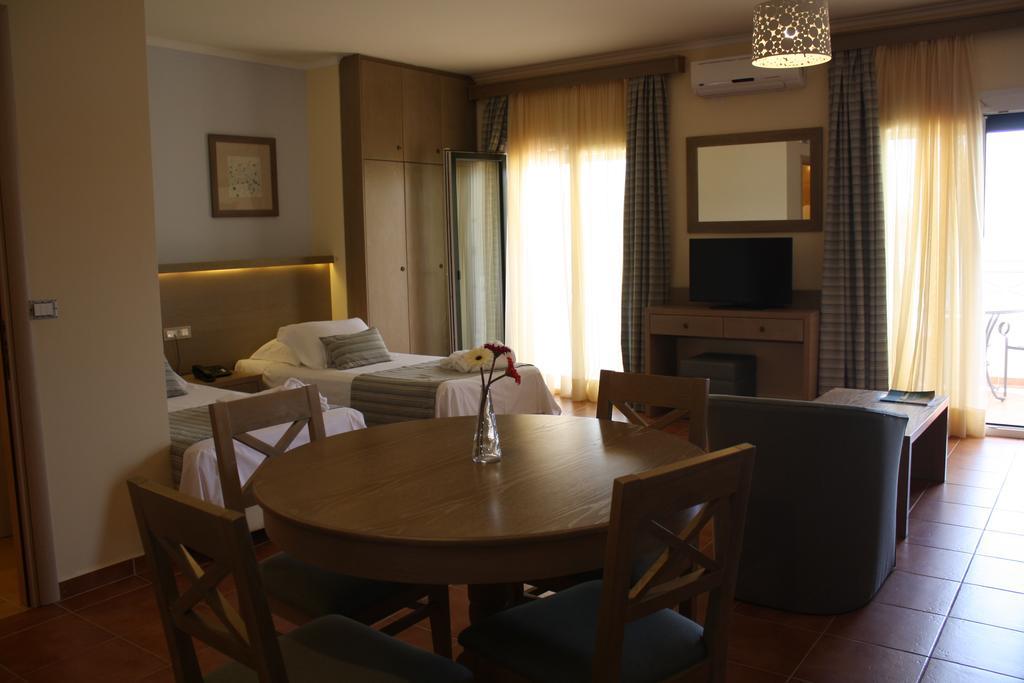Sivota Gold Aparthotel ภายนอก รูปภาพ