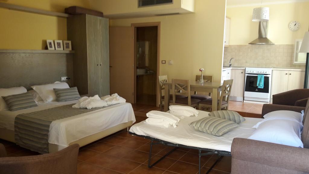 Sivota Gold Aparthotel ภายนอก รูปภาพ