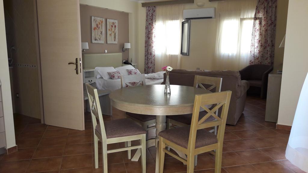 Sivota Gold Aparthotel ภายนอก รูปภาพ